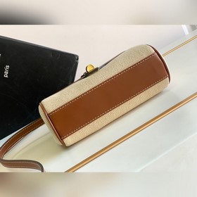 Новинки весны 2023 года | CELIN* SOFT 16 мини-сумка из гладкой ко