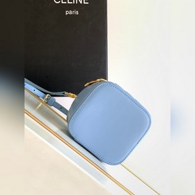 CELIN-E 23s весна-лето - мини-косметичка из гладкой кожи Новая ко