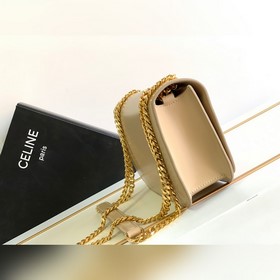 Новинки зимы | Средняя сумка через плечо TRIOMPHE FRAME из кожи б