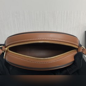 Новинка CELINE | Новый двухцветный маленький лунный пирог. Белая 