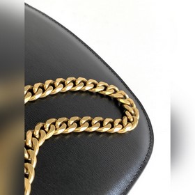 Новинка TEEN BESACE TRIOMPHE Сумка из блестящей кожи с цепочкой Н