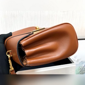 Новинка #TEEN SOFT 16 Сумка из гладкой кожи #16885 Размер： 23 X 1