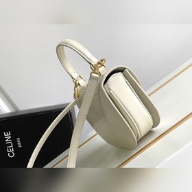 Новинка ранней весны： сумка Mini Besace из гладкой кожи в стиле Т
