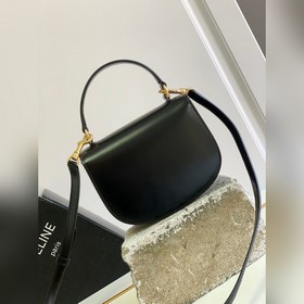 Новинка ранней весны： сумка Mini Besace Triumphal Arch Сумка LISA