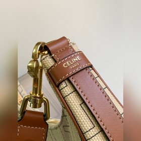 Новинки осень-зима 2023 | Сумка CELINE из канваса с вышитым триум