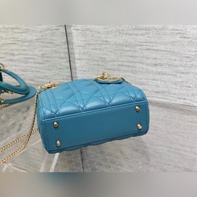 17 x 15 x 7 см