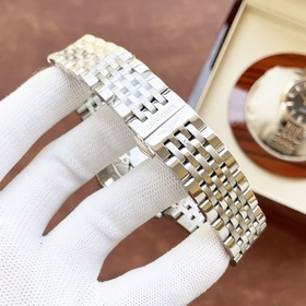Longines — это высококачественные мужские часы с классическим диз