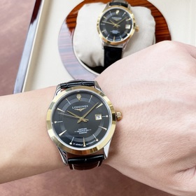 Набор парных часов Longines, созданный для влюбленных, отличается