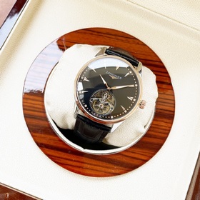 Элегантные мужские часы Longines с лаконичным дизайном с двумя ст