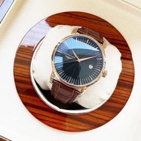 Longines — это высококачественные мужские часы с классическим диз