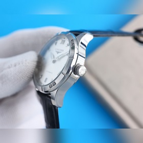 Новейшая модель женских часов Longines, популярная на платформе X