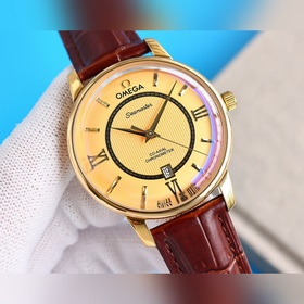 OMEGA Butterfly Omega, с новым стеклом и циферблатом с 3D-эффекто