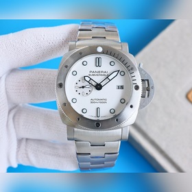 Новейшая версия V7 Panerai SUBMERSIBLE BMG-TECH — 47-миллиметровы