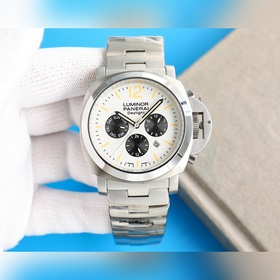 VS Classic возвращается. Первые фотографии Panerai. Обновленная в