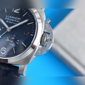V7 Panerai 2023 Новейшая модель Panerai Бренд： Panerai Серия： LUM