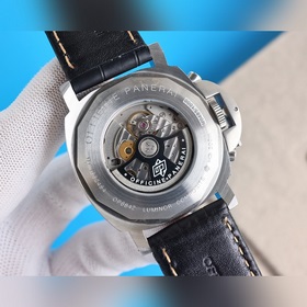 Новинка от крупного производителя — серия Panerai с реальными фот