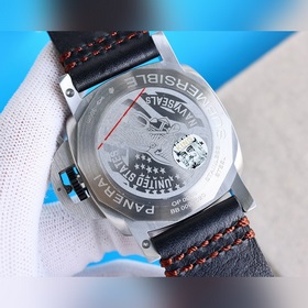 Бренд： Panerai Серия： SUBMERSIBLE Тип механизма： автоматический м