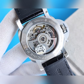 V7 Panerai 2023 Новейшая модель Panerai Бренд： Panerai Серия： LUM