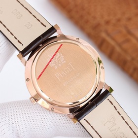 . Часы Piaget Altiplano Ultra-Thin с циферблатом, созданным масте