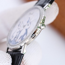 . Часы Piaget Altiplano Ultra-Thin с циферблатом, созданным масте