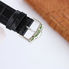. Часы Piaget Altiplano Ultra-Thin с циферблатом, созданным масте