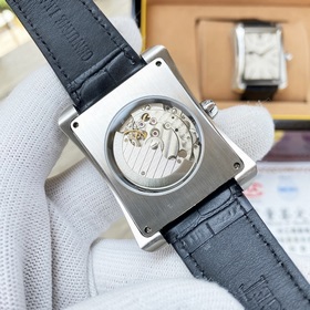 Элегантные мужские часы Piaget с впечатляющим ажурным дизайном, в