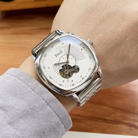 Элегантные мужские часы Piaget с впечатляющим ажурным дизайном, в