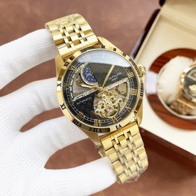 Элегантные мужские часы Patek Philippe с впечатляющим ажурным диз