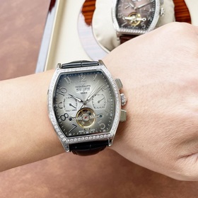Patek Philippe – это высококачественные мужские часы, отличающиес