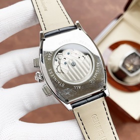 Patek Philippe – это высококачественные мужские часы, отличающиес