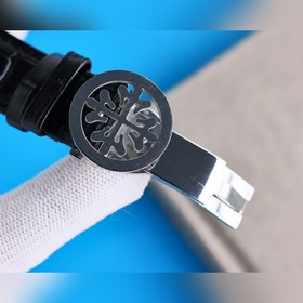 Серия часов Patek Philippe сложными функциями — полностью ручной 