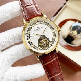 Элегантные мужские часы Patek Philippe с впечатляющим ажурным диз