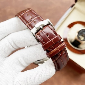Patek Philippe – это высококачественные мужские часы, отличающиес