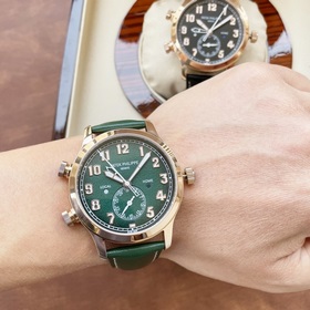 Часы Patek Philippe сложными функциями, серия 5524R, с функцией д