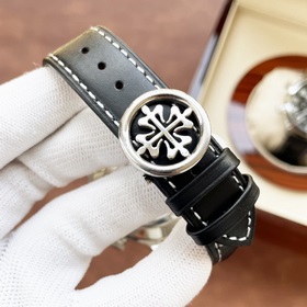 Часы Patek Philippe сложными функциями, серия 5524R, с функцией д