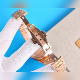 Новейшая модель Rolex 2023 года уже в продаже! Простой и элегантн