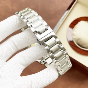 Роскошные мужские часы Rolex. Классический дизайн с тремя стрелка