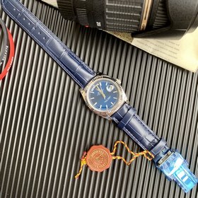 Улучшенная версия самой классической серии Rolex, единственная в