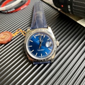 Улучшенная версия самой классической серии Rolex, единственная в 