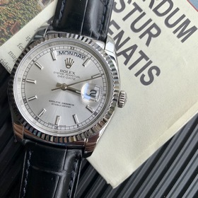 Улучшенная версия самой классической серии Rolex, единственная в 