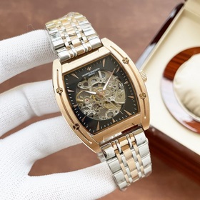 Элегантные мужские часы Vacheron Constantin с впечатляющим ажурны