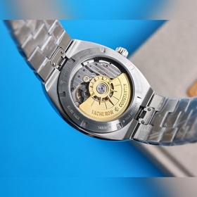[AOF Factory 2023 год «Шедевр»] Сдержанный король — часы Vacheron