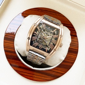 Элегантные мужские часы Vacheron Constantin с впечатляющим ажурны