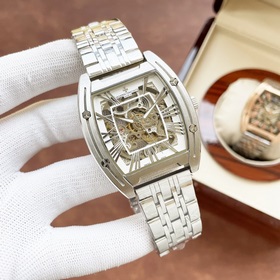 Элегантные мужские часы Vacheron Constantin с впечатляющим ажурны
