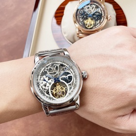Элегантные мужские часы Vacheron Constantin с впечатляющим ажурны