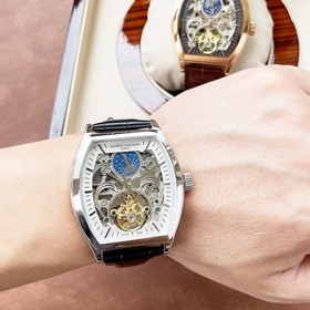 Роскошные мужские часы Vacheron Constantin с впечатляющим ажурным