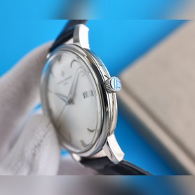 Усовершенствованная версия часов Vacheron Constantin Traditionnel