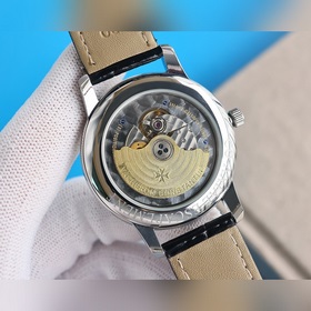 Усовершенствованная версия часов Vacheron Constantin Traditionnel