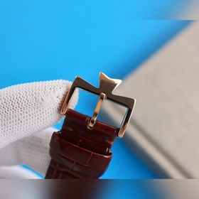 Усовершенствованная версия часов Vacheron Constantin Traditionnel