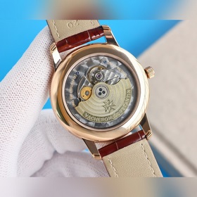 Усовершенствованная версия часов Vacheron Constantin Traditionnel